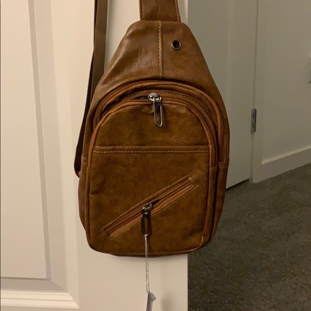 One shoulder bag!